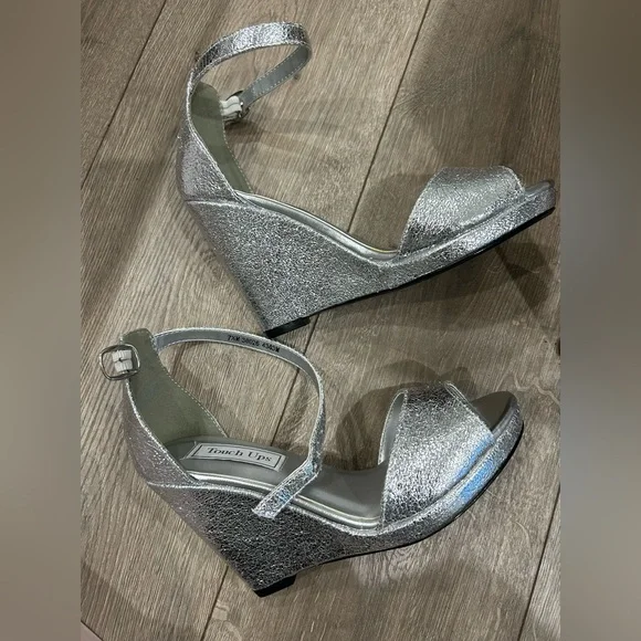 ⬇️ PRICE ⬇️ Touch ups • Silver Wedge High Heel Sandals • 7.5 - Picture 1 of 9